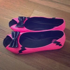 T.u.k. Hot Pink and Black Flats | Size 9